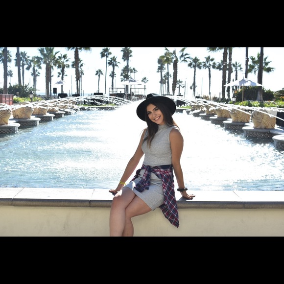 Meet your Posher, Jasmine - Picture 5 of 5